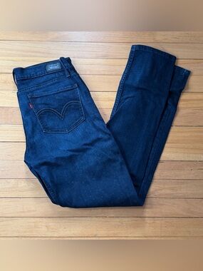 Levi's 524 Dark Blue Straight Leg Jeans - Size 11M
